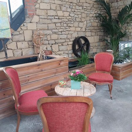 Studio chaleureux en hyper centre Charleville-Mézières Extérieur photo