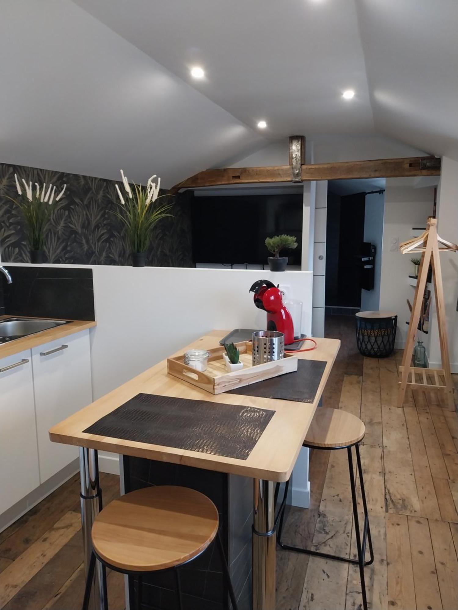 Studio chaleureux en hyper centre Charleville-Mézières Extérieur photo